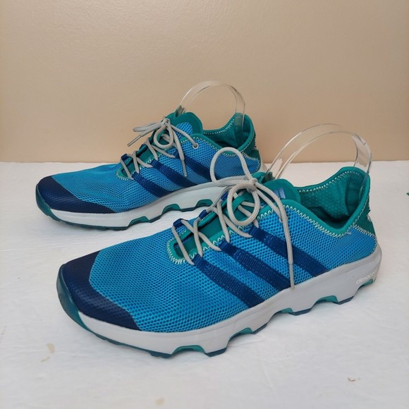 climaproof traxion mid shoes